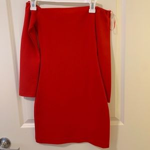 Red off the shoulder bodycon dress
